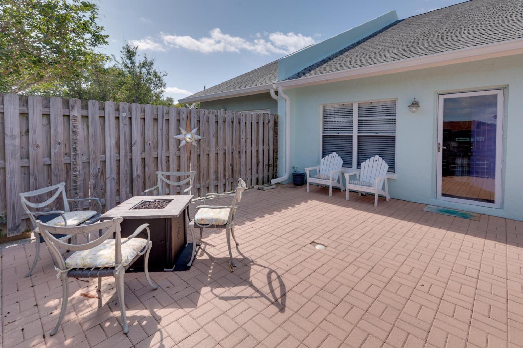 Cape Canaveral Escape With Grill Walk To Beach! Екстер'єр фото